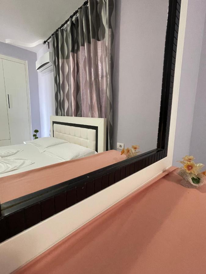 Xhevdet Appartement Saranda